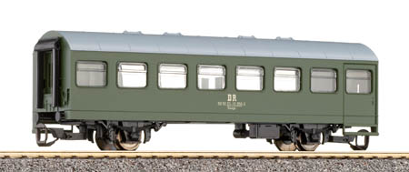 2-axle rebuild passenger car (beginner version)<br /><a href='images/pictures/Tillig/13228.jpg' target='_blank'>Full size image</a>